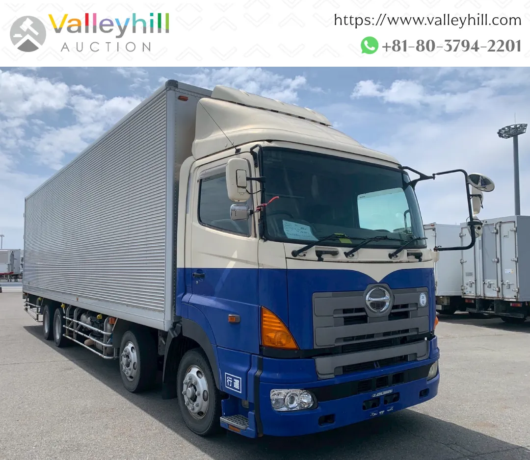  Japanese used truck - 2005 Hino Profia with automatic transmission and a diesel engine.